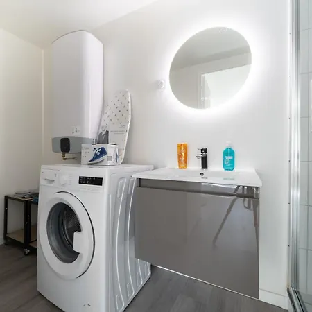 T2 Ideal Deplacement Pro, Entierement Renove Appartement *